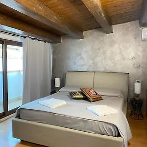 https://verahouse.palermohotels.org