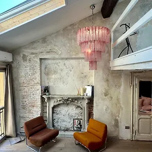  Apartment Charming And Design Attic Loft In Coolest Area Navigli Ticinese Italien